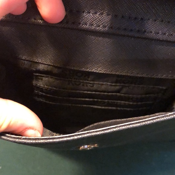 Michael Kors black purse - Picture 8 of 10
